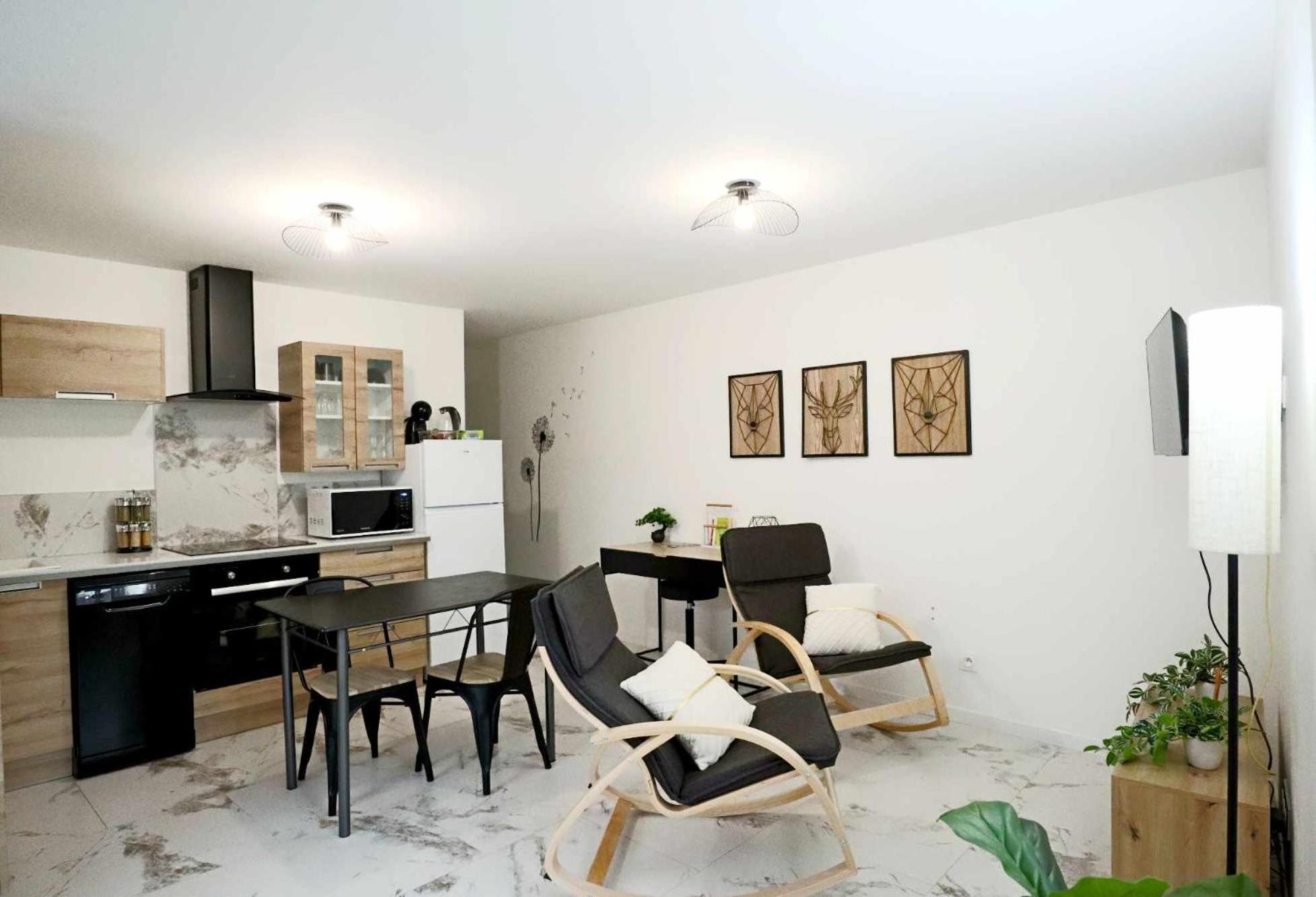 Appartement Le Moderne Ideal Pour Couples Et Professionnels Ornans Exteriör bild