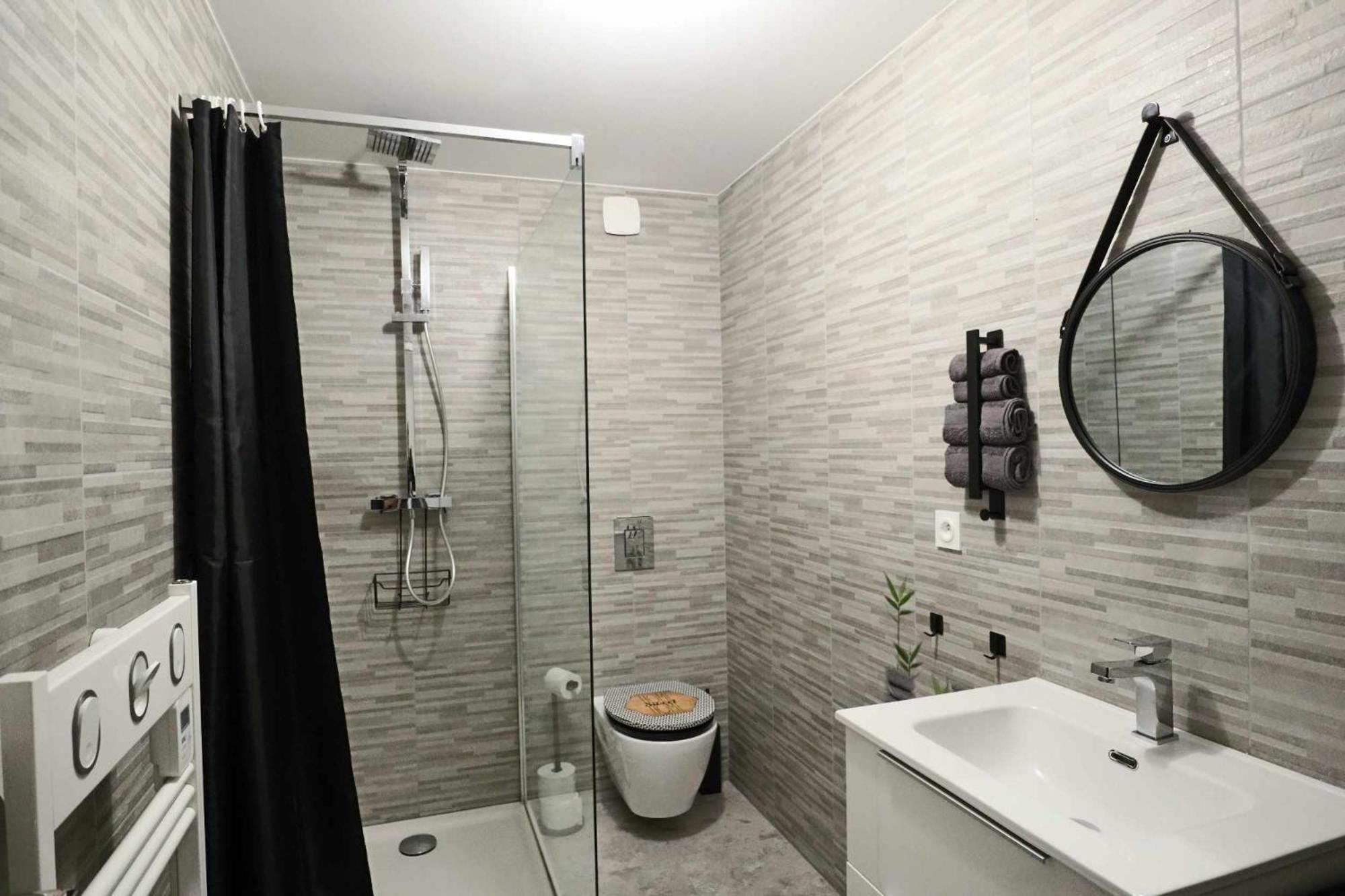 Appartement Le Moderne Ideal Pour Couples Et Professionnels Ornans Exteriör bild